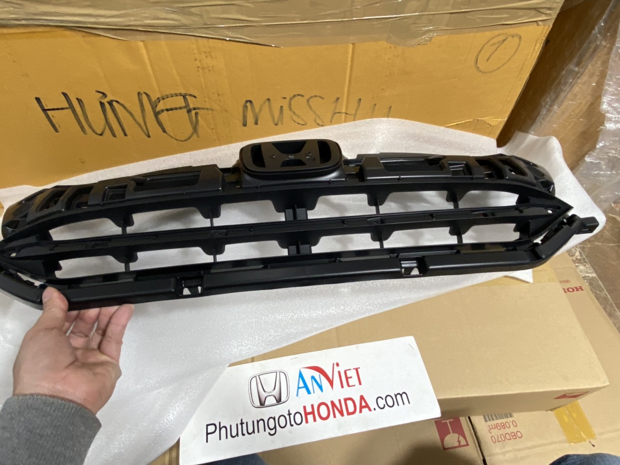 Mặt ca lăng xe Honda CITY 2014-2017 Phần đế